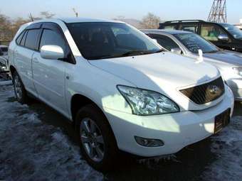 2003 Toyota Harrier Photos