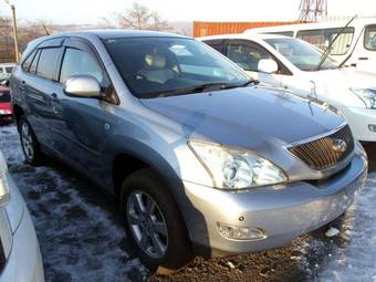 2003 Toyota Harrier Images