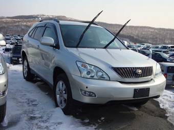 2003 Toyota Harrier Photos