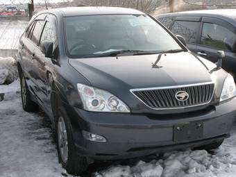 2003 Toyota Harrier Photos