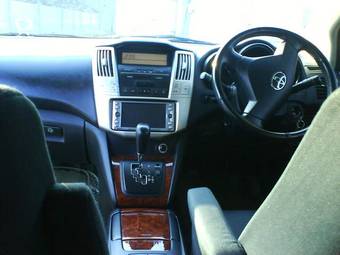 2003 Toyota Harrier Pictures