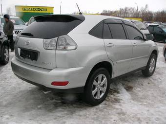 2003 Toyota Harrier Pictures