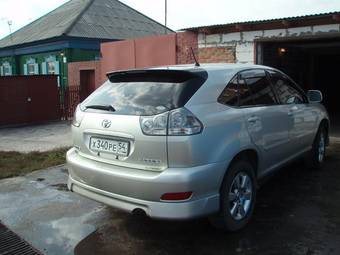 2003 Toyota Harrier Photos