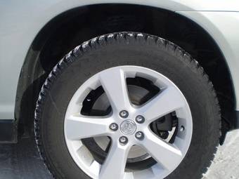 2003 Toyota Harrier Photos