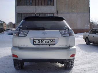 2003 Toyota Harrier Pictures