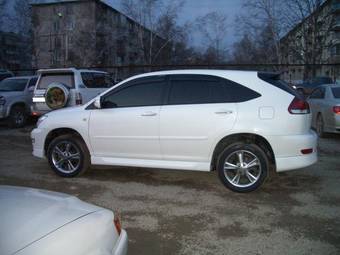 2003 Toyota Harrier Photos
