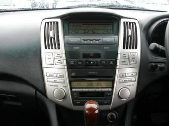 2003 Toyota Harrier Photos