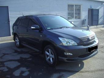 2003 Toyota Harrier Photos