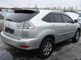 2003 Toyota Harrier Photos