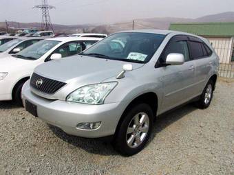 2003 Toyota Harrier Pics