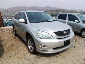 2003 Toyota Harrier Photos