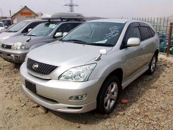2003 Toyota Harrier Photos