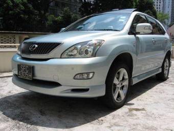 2003 Toyota Harrier Photos