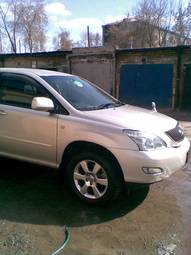 2003 Toyota Harrier Pictures