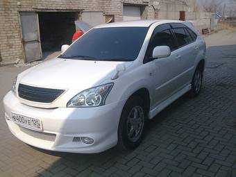 2003 Toyota Harrier Photos