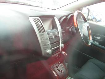 2003 Toyota Harrier Photos
