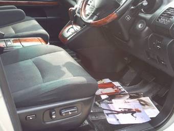2003 Toyota Harrier Photos