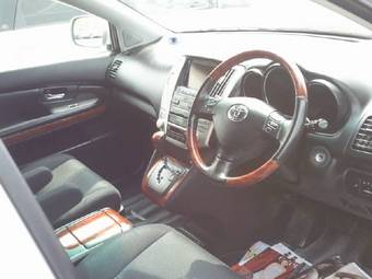 2003 Toyota Harrier Photos