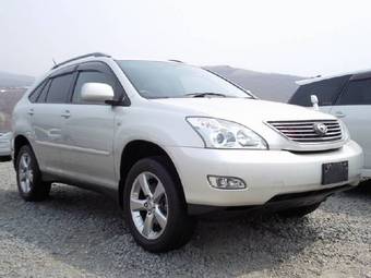 2003 Toyota Harrier Pictures