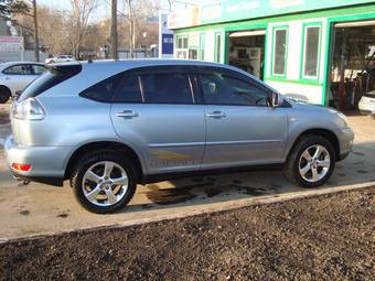 2003 Toyota Harrier Photos