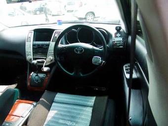 2003 Toyota Harrier Photos