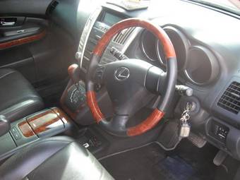 2003 Toyota Harrier Pictures