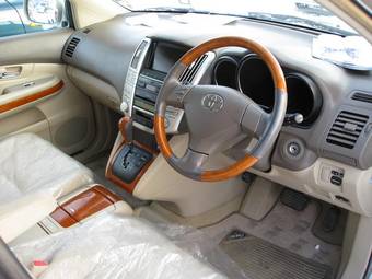 2003 Toyota Harrier Pictures