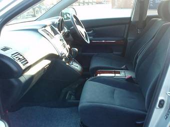 2003 Toyota Harrier Photos