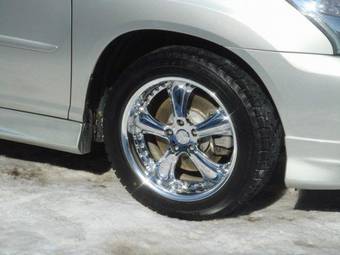 2003 Toyota Harrier Pictures
