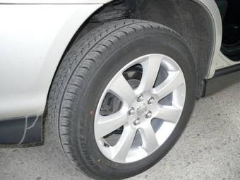 2003 Toyota Harrier Pictures
