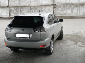 2003 Toyota Harrier Pictures