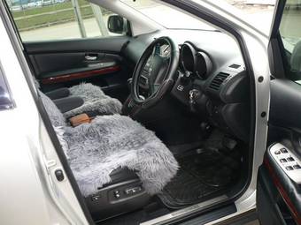 2003 Toyota Harrier Wallpapers