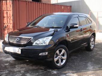 2003 Toyota Harrier Images