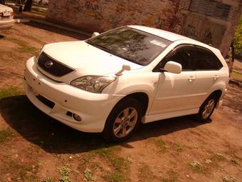 2003 Toyota Harrier Pictures
