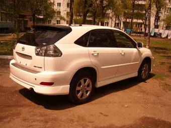 2003 Toyota Harrier Pictures