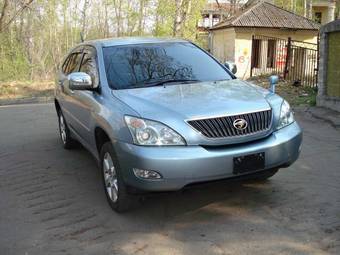 2003 Toyota Harrier Photos