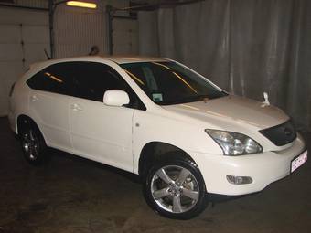 2003 Toyota Harrier Pictures