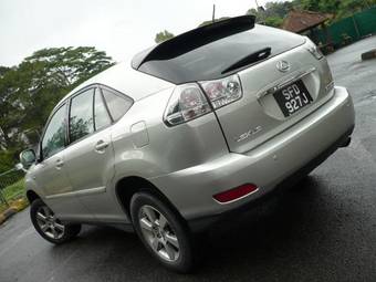 2003 Toyota Harrier Pictures