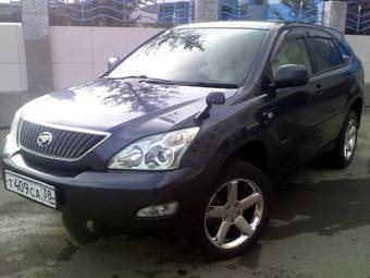 2003 Toyota Harrier Photos