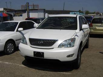 2003 Toyota Harrier Wallpapers