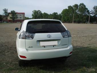 2003 Toyota Harrier Pictures