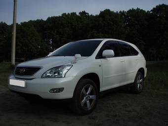 2003 Toyota Harrier Pics