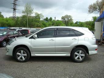 2003 Toyota Harrier Pictures