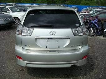 2003 Toyota Harrier Photos