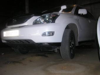2003 Toyota Harrier Pictures