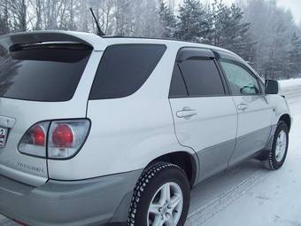 2003 Toyota Harrier Photos