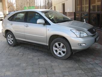 2003 Toyota Harrier Pictures