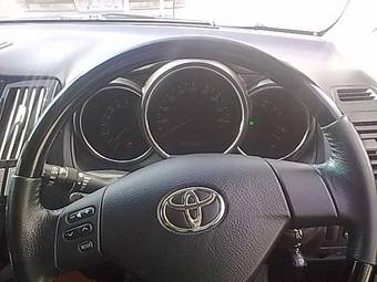 2003 Toyota Harrier Photos