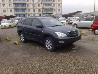 2003 Toyota Harrier Photos