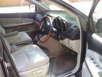 2003 Toyota Harrier Photos